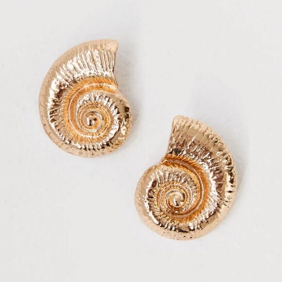Seashell stud earrings M354 - Picture 1 of 5